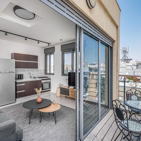 Superb 1,5 Bdr W Balcony Close To The Beach 特拉维夫 外观 照片